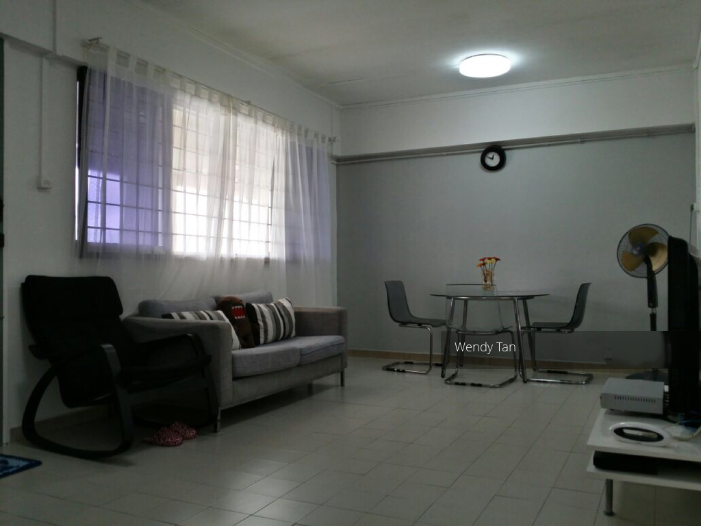 Yishun Street 22 thumbnail photo